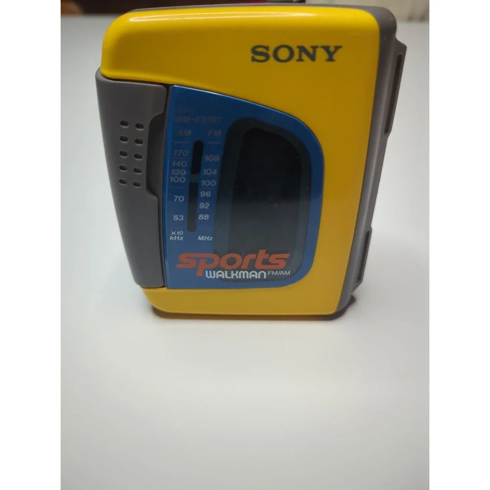 Vtg Sony Sports Walkman WM-FS191 Yellow AM/FM Cassette Player Tested